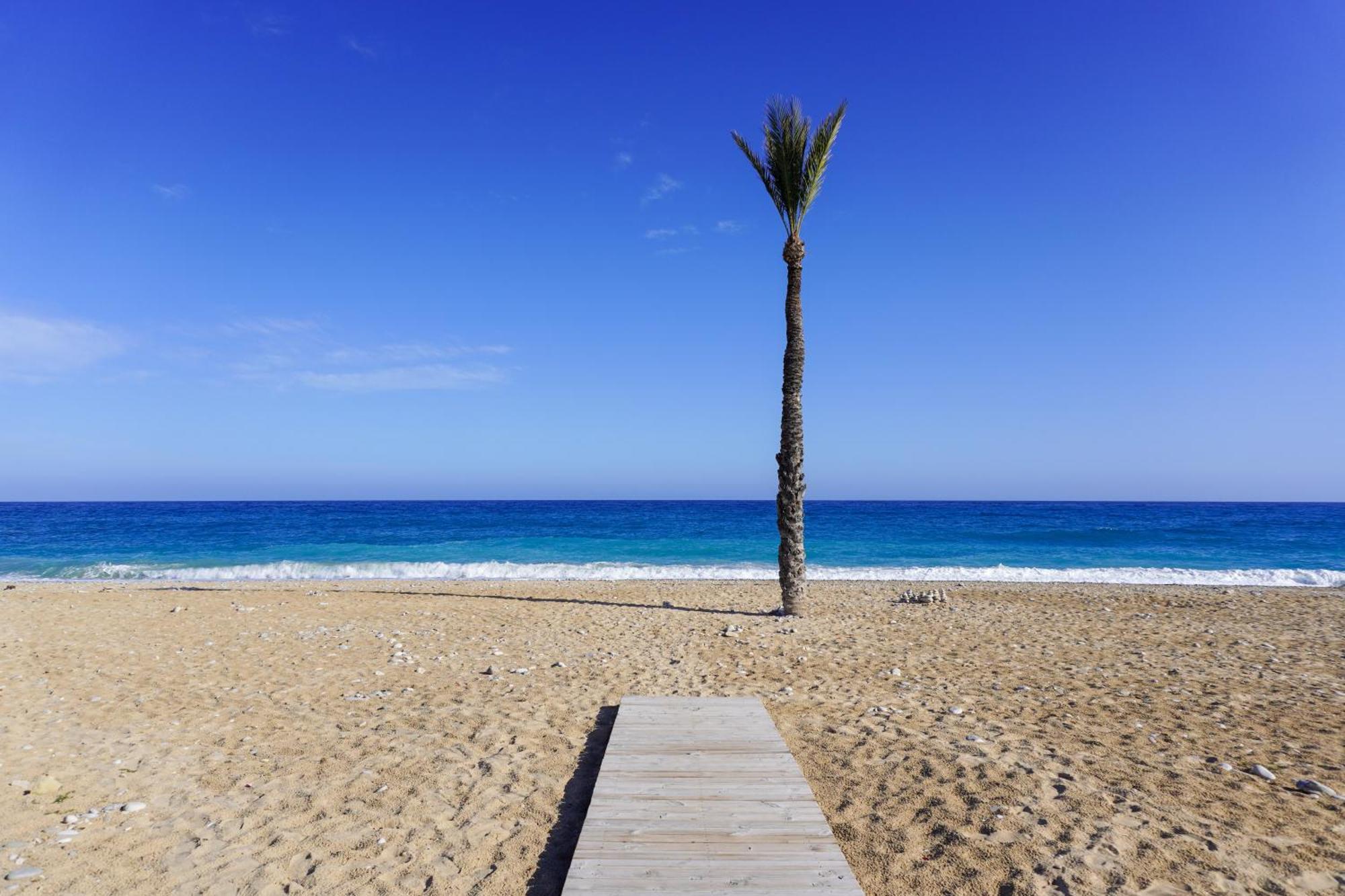 Apartamento Con Piscina En Villajoyosa By Bebalmy Exterior photo
